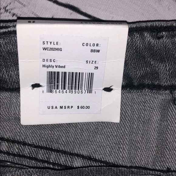 🆕 RVCA Highly Vibed Womens Denim Short - Picture 8 of 8